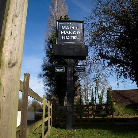 The Maple Manor Hotel Crawley  Exteriér fotografie