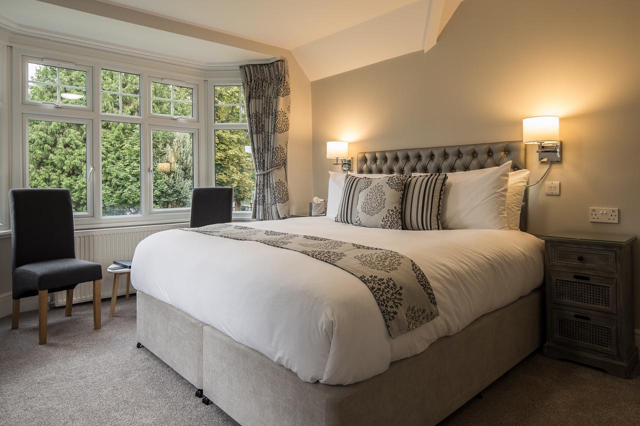 The Maple Manor Hotel Crawley  Exteriér fotografie